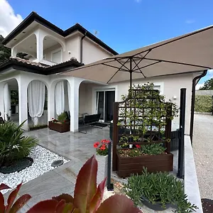 Zonta Maremi With Private Jacuzzi , Buje Kroatien